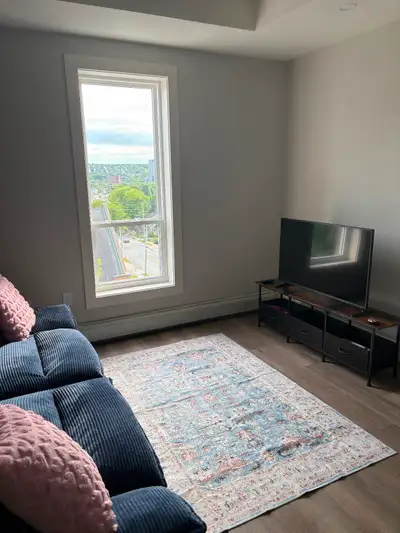 Bachelor in new building for sublet