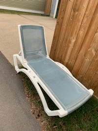 Lounge/deck chair - needs new canvas