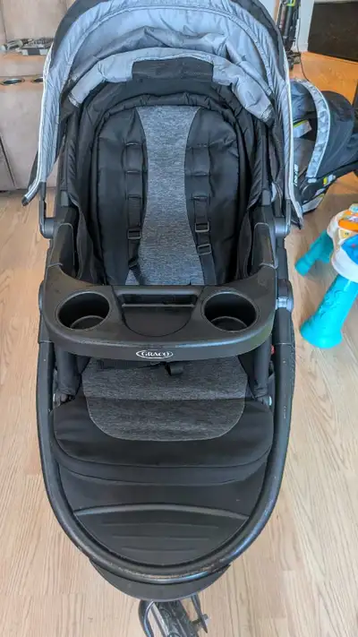 Graco 7 in 1 stroller set, View more