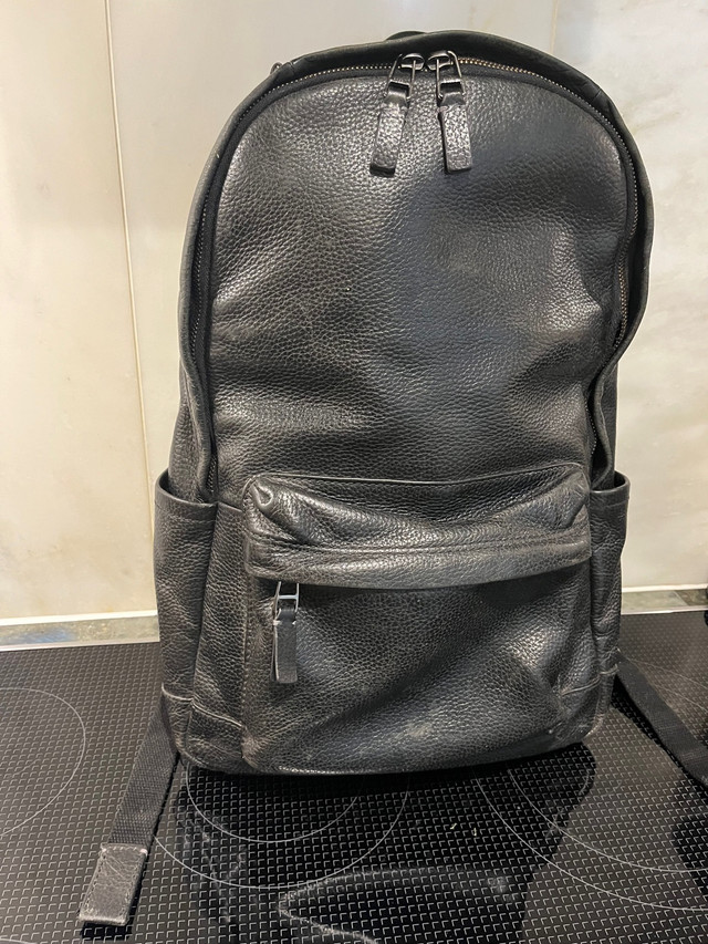 Sac à dos Fossil Buckner leather backpack  dans Femmes - Sacs et portefeuilles  à Ville de Montréal