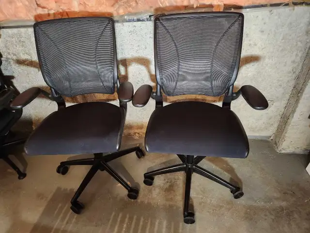 Office Chairs in Chairs & Recliners in Markham / York Region - Image 4