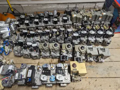 Furnace Gas Valve - Honeywell White Rodgers Robertshaw, View more