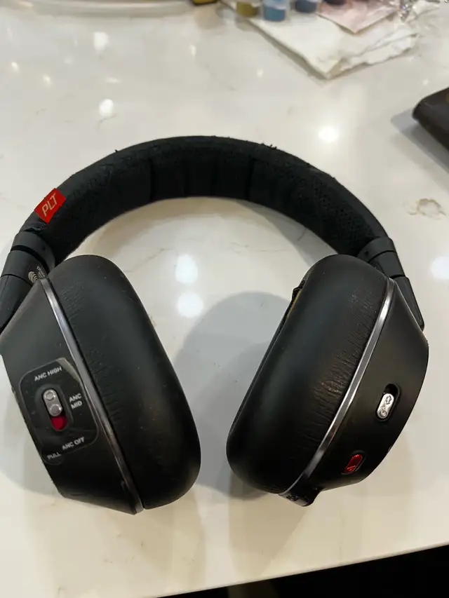 headphones in Headphones in Laval / North Shore - Image 3