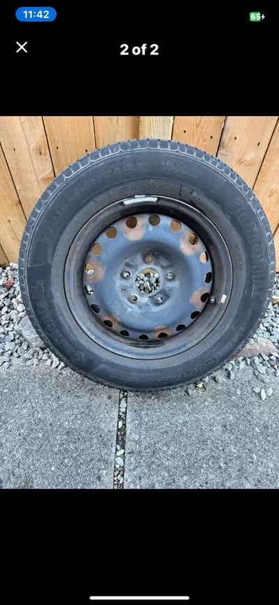Continental true contact all season tires on rims. 225/65 R16. Lots of tread left as barely used. Ri...