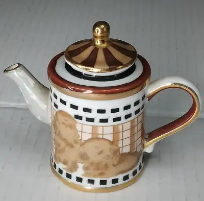 Vivian Chan 2000 Golden Retriever Puppies Miniature Ceramic Teapot K9 Pets EUC Measures 3 1/2 inches...