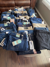 GROUP OF 34 NEW LADIES SIZE 18 PANTS 