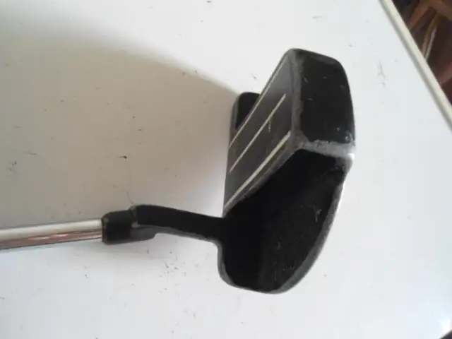 TOP FLITE TOUR EDITION RIGHT HANDED IRONS AND PUTTER in Golf in Sudbury - Image 8