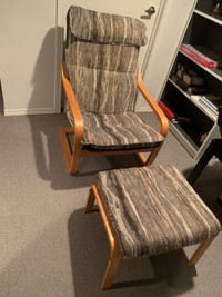 Accent chair with foot rest 