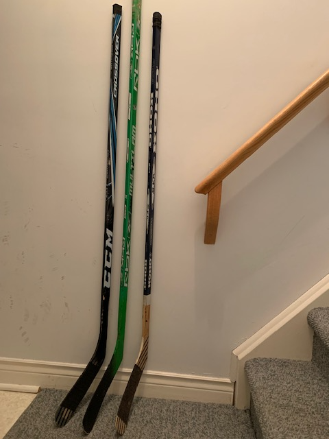 Kid's Hockey Sticks - Right handed blade  (Used Condition) in Hockey in City of Toronto - Image 7
