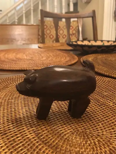 MCM Ironwood Hand Carved Pig 4”l x 3”h x 1 1/4”w Follow on instagram @redheadvintage72 Pick Up Cabba...