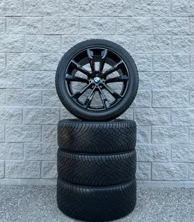 Nokian Tyres Hakkapeliitta R5 SUV Studless Snow Tires and original 20 inch BMW X3 / X4 m40i "Style 6...