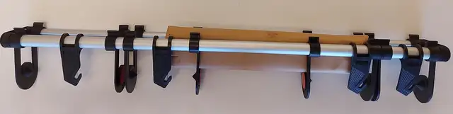 Ribbon dispenser62864365499139123