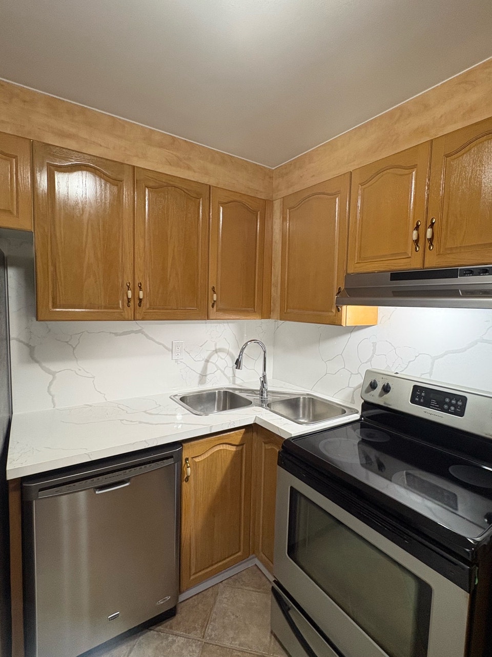 Apartment for Rent in the Heart of Mimico! 2