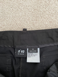 NVO lady size 4 golf pant , light weight, breathable