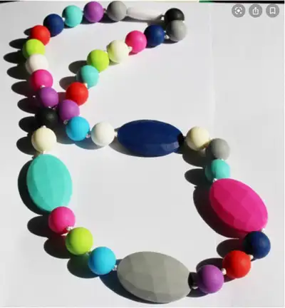Collier de dentition, View more