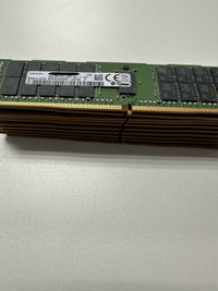 SAMSUNG 32GB 2RX4 PC4-2400T M393A4K40BB1-CRC0Q-S
