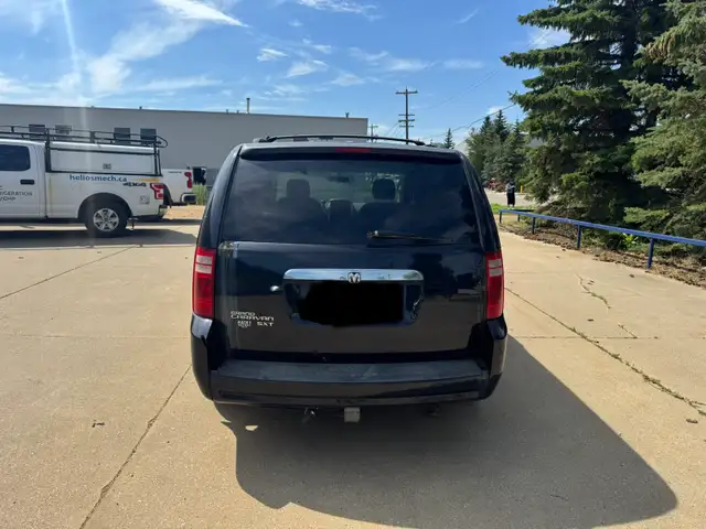 Dodge caravan 2010 stowngo510357361248194561