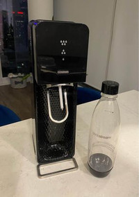 SodaStream Jet Sparkling Water maker