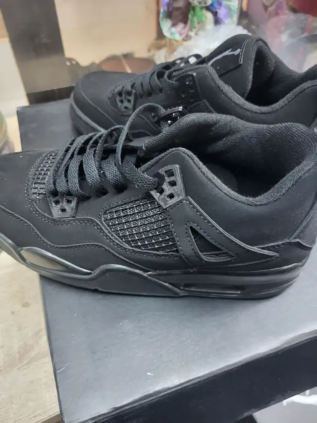Jordan 4black cat in Men's Shoes in Longueuil / South Shore - Image 2