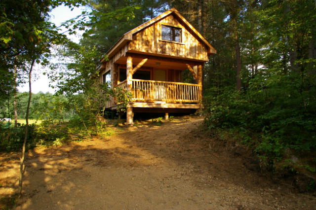Waterfront Log Cabin available weekly this July and August in Ontario