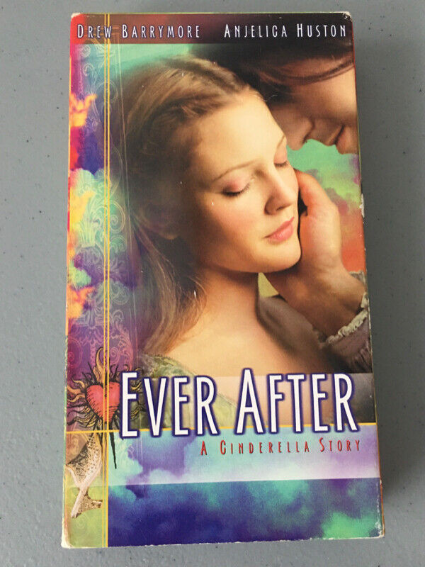 Ever After A Cinderella Story Movie VHS Video Cassette dans CD, DVD et Blu-ray  à Ville de Montréal