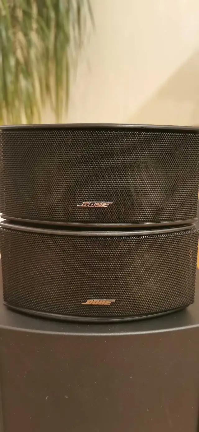Bose Cinemate GS Series II Speaker System - $70 in Speakers in Calgary - Image 7