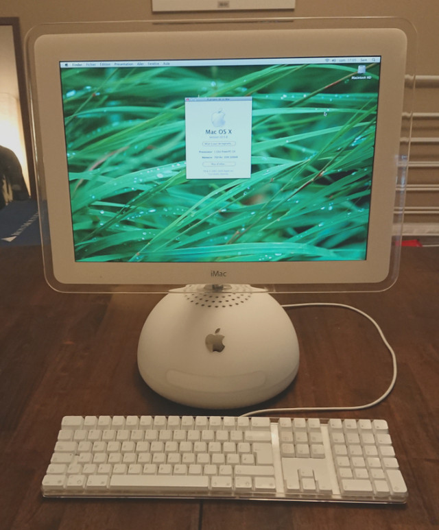 iMac G4 17" 1Ghz + WiFi avec clavier et souris dans Ordinateurs de bureau  à Saint-Hyacinthe
