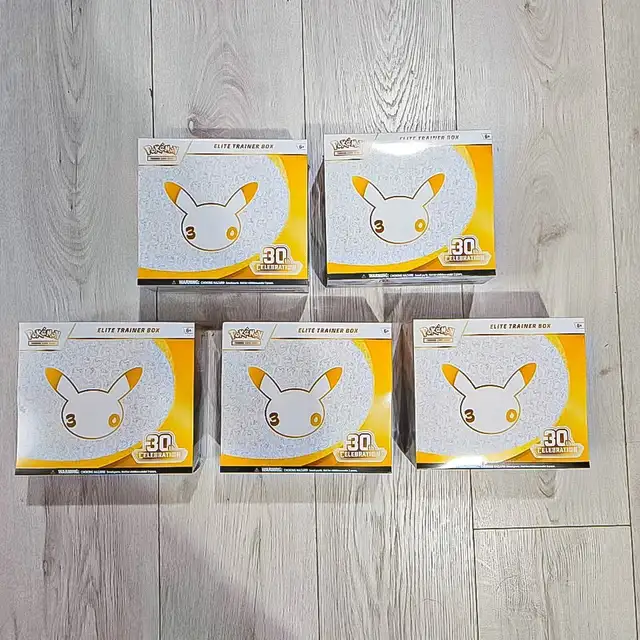 Pokemon 30th Celebration Anniversary ETB Elite Trainer Box