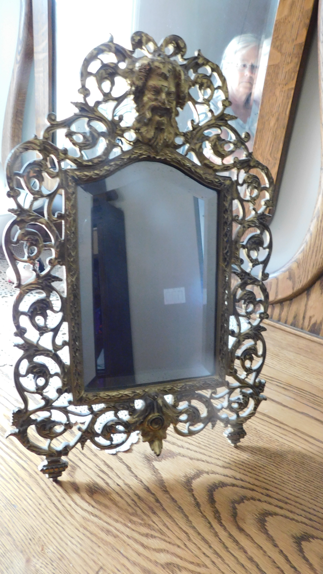 Antique Victorian Brass Beveled Dresser Mirror in Home Décor & Accents in Lethbridge - Image 8