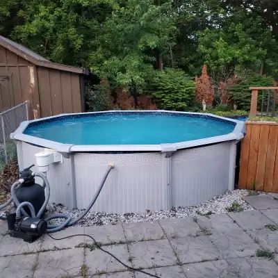 18 FT Above Ground Pool – Complete Setup – Excellent Condition Enjoy your summer with this 18-foot a...