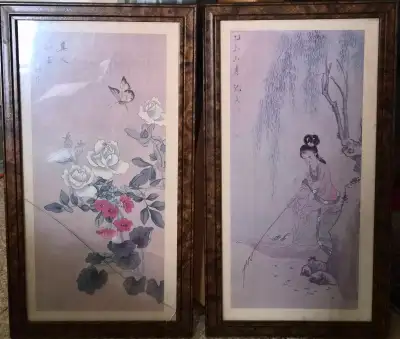 A pair of Vintage japanese paintings, View more