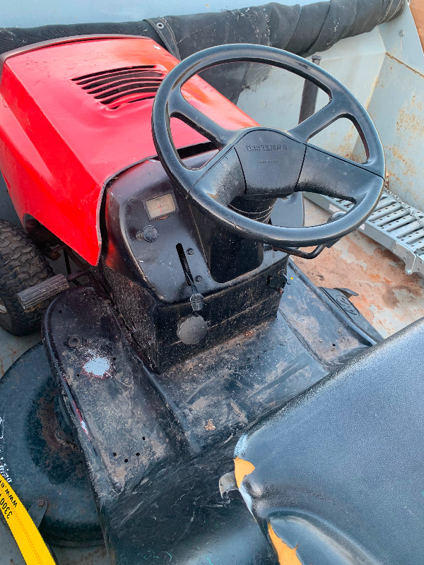 Craftsman lawnmower $600 as is in Lawnmowers & Leaf Blowers in Mississauga / Peel Region