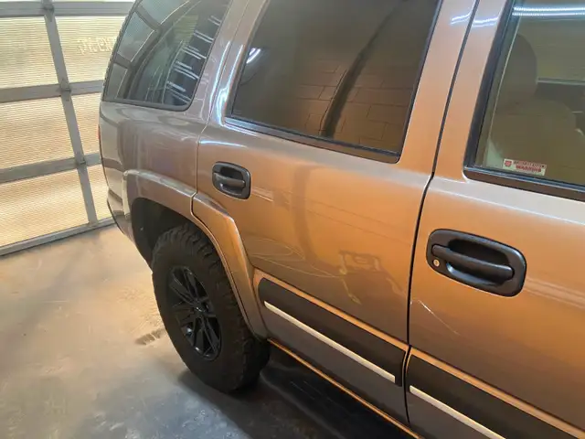 2003 tahoe in Cars & Trucks in Medicine Hat - Image 6