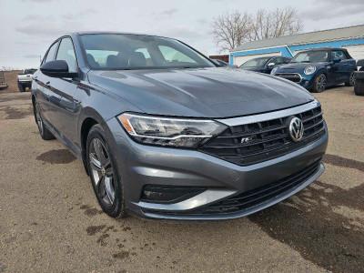 2021 Volkswagen Jetta Highline R-line Sedan