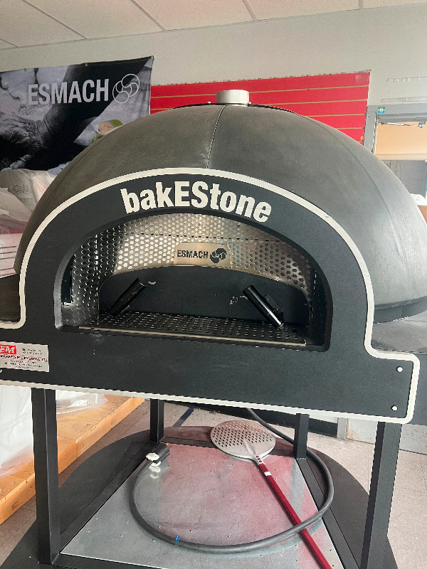 Electric Dome Pizza Oven Italian Style Napoletana in Industrial Kitchen Supplies in Burnaby/New Westminster - Image 2