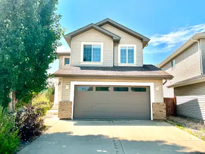 Beautiful 3-Bedroom Home For Rent in South West Edmonton