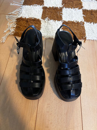 Black Sandals 