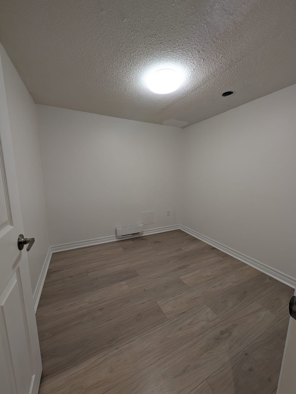 Basement apartment for rent in best neighbourhood in Toronto 4
