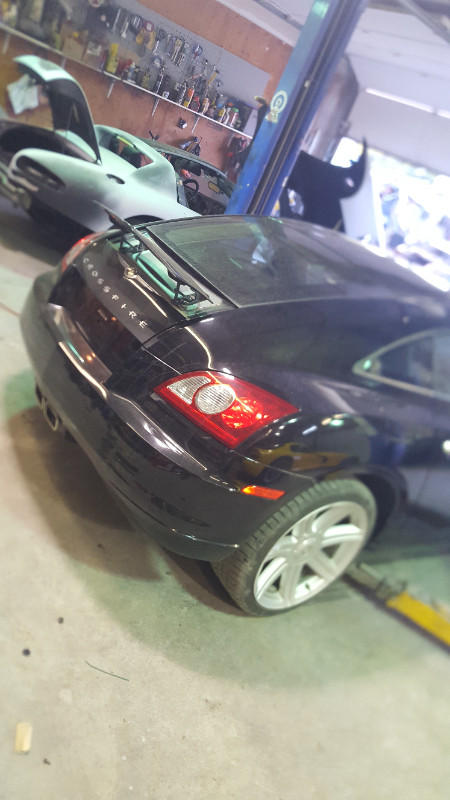 CHRYSLER CROSSFIRE LEATHER SEATS MINT!! PARTS LIGHTS DOOR FENDER in Other Parts & Accessories in St. Catharines - Image 2