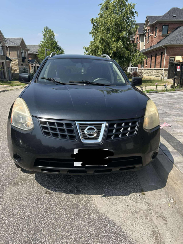 Nissan Rogue 2009 in Cars & Trucks in City of Toronto