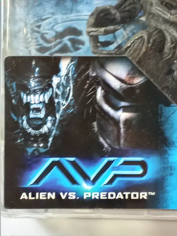 Alien vs Predator, AVP Battle Alien, McFarlane Toys Figure in Arts & Collectibles in Kitchener / Waterloo - Image 7