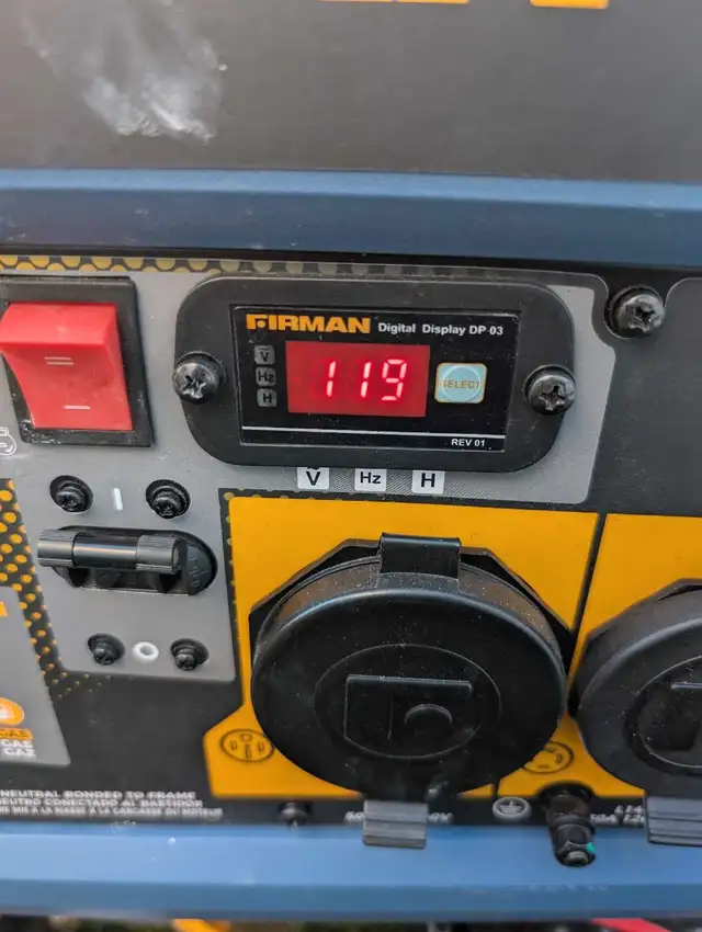 Generator in Outdoor Tools & Storage in St. John's - Image 7