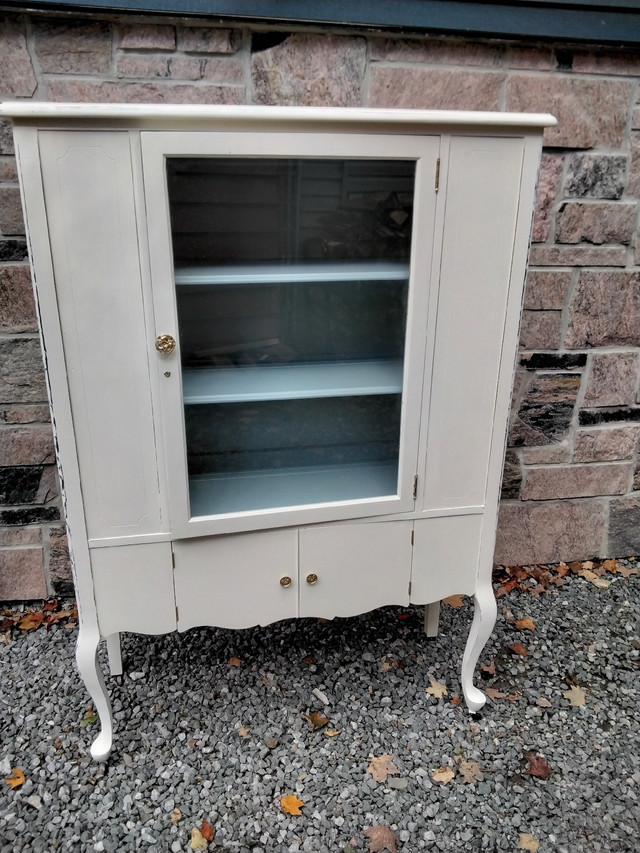 Vintage China Cabinet in Hutches & Display Cabinets in Muskoka