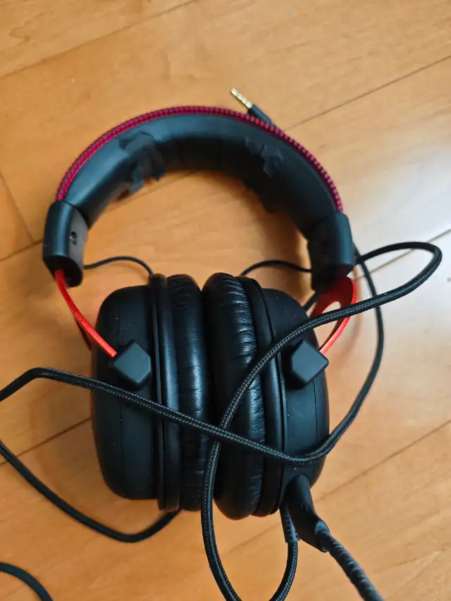 hyperx cloud 2 gaming headset in Speakers, Headsets & Mics in Markham / York Region - Image 2
