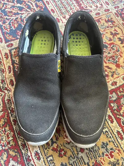 Reebok safety shoes size 11, View more