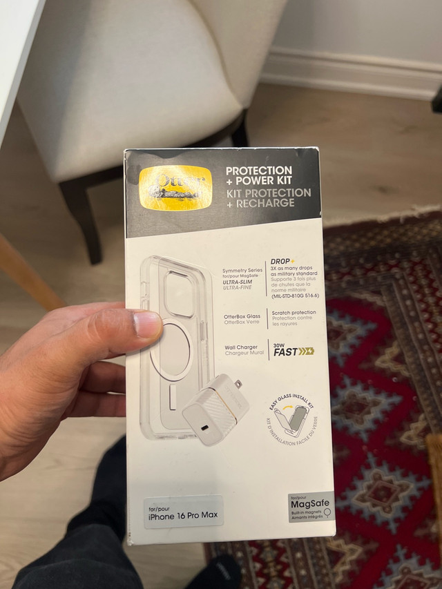 Otter Box protecter + power kit iPhone 16 pro max  in Cell Phone Accessories in City of Toronto - Image 2