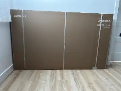 Samsung TV Crystal 70 Pouce UN70U800, View more