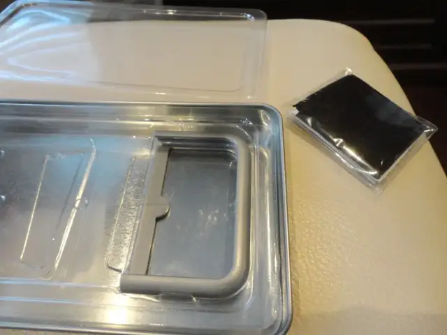 New Candywirez HD Tempered Glass IPhone 6 to 8 Screen Protectors in Cell Phone Accessories in Kitchener / Waterloo - Image 8