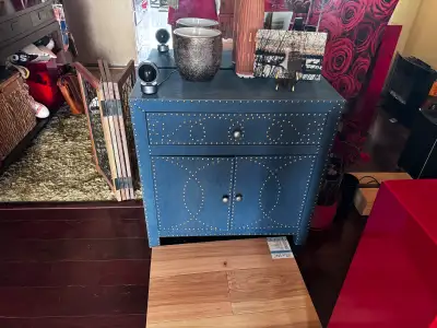 Accent Cabinet no delivery pick up only, View more