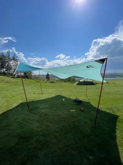 Bought this tarp from new, used once. In New Condition. Comes with two MSR poles as per kit. Retails...